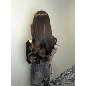 アッシュカラーでイメチェン！