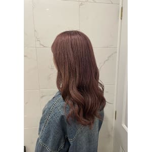 ピンクブラウン