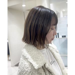 酸性縮毛矯正ボブ