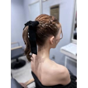 編み込みポニーテール