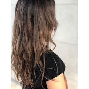 [広瀬通駅/イルミナカラー/縮毛矯正/ケラスターゼ]