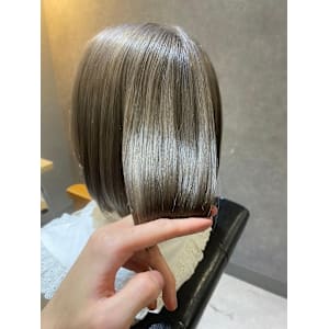 [広瀬通駅/イルミナカラー/縮毛矯正/ケラスターゼ]