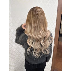 ミルクティーベージュグラデーション