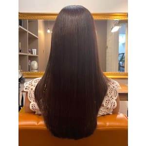 髪質改善　巻ける縮毛矯正　艶髪ストレートヘア　ダメージレス