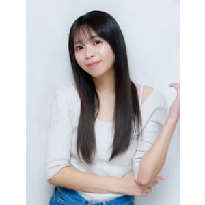 艶感ストレート×透明感黒髪