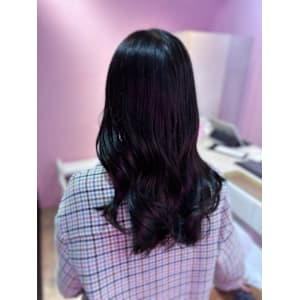 オリーブグレージュ