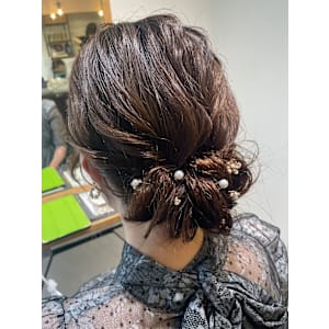 ギブソンタック結婚式お呼ばれヘア×小野ふゆり