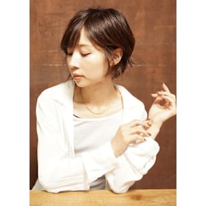 大人ニュアンスショート