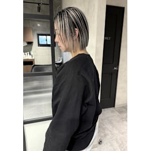 ★顔周りが暗くないシャドウルーツバレ★