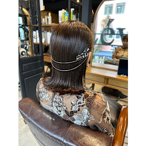 結婚式お呼ばれヘアー　タイトスタイル