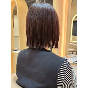 ぱつっとボブ　ラベンダーベージュ　切りっぱなし　20代30代