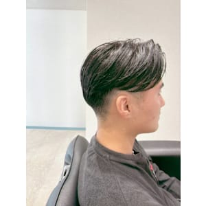刈上げ×アップバング×センターパート - Root.Lab private hairsalon【ルートラボプライベートヘアサロン】掲載中