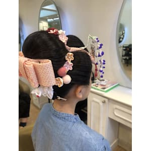 七五三 - hair&make imus MADOMOAZEL【ヘアーアンドメイク イムス マドモアゼル】掲載中
