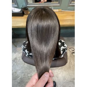 オリーブカラー【grow赤羽】