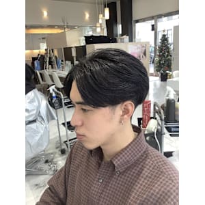 メンズのセンターパート