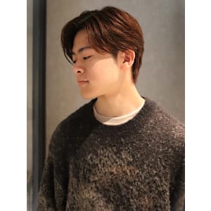 マッシュパーマ　ダークブラウン　爽やか　センターパート