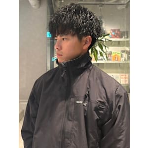 ツイストスパイラルパーマ　束感　強めパーマ　マッシュパーマ