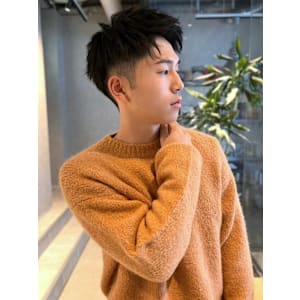 メンズショート　アップバング　ツーブロック　爽やか　20代