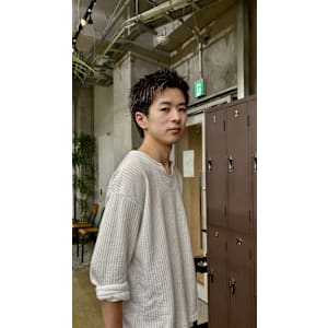 スパイキーショート