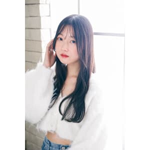 ゆる巻きウェーブこなれスタイル