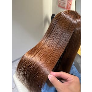 "髪質改善メテオストレートで叶える"  極艶髪 『銀座/個室