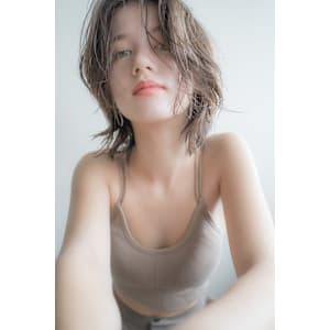 ヌーディーミディアム