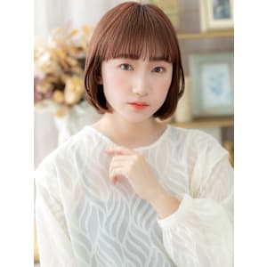 ツヤ髪ミルクティーピンク切りっぱなしボブ　マロンベージュ