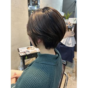 【松戸BULL】大人女性のくびれショート