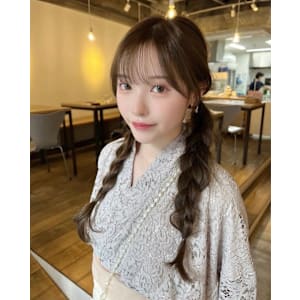 髪質改善.編みおろし夏ヘアセット 【Zina 新宿】