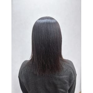 【 セミロング　縮毛矯正　oggiotto 】 - egerie【エジェリ】掲載中