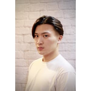 外国人風ツーブロック