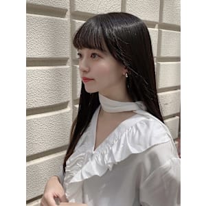 ぱっつん前髪ナチュラルストレート*Zina梅田