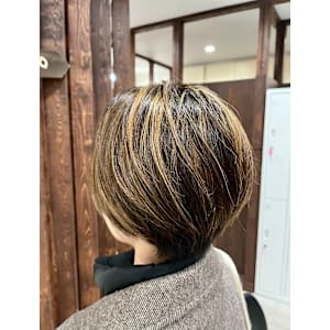 ハイライト（白髪ぼかしカラー）ウィービングカラー7