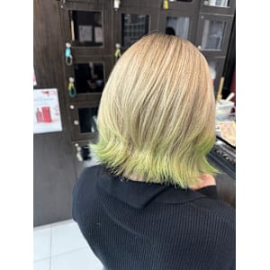 ネオングリーンエンドカラー【錦糸町北口】/ anri