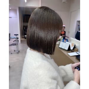 韓国ボブ×大人可愛い×切りっぱなし×ブラウンカラー×横浜