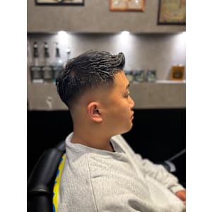 メンズミドルハイスキンアップバングスタイルメンズカット銀座