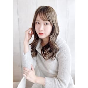 大人可愛い韓国風ヨシンモリスタイル