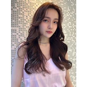 センターパート顔回りロングレイヤー*Zina西新