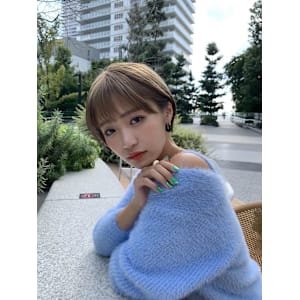 髪質改善ナチュラルレイヤーショートカットZina西新