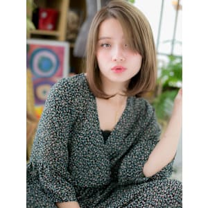 オリーブカラーで大人かわいいツヤ髪ボブディ　姫カットレイヤー