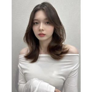 髪質改善外ハネ小顔レイヤーミディ美髪*池袋サンシャイン通り