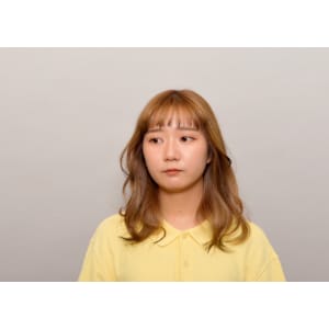 ミディアムレイヤースタイル