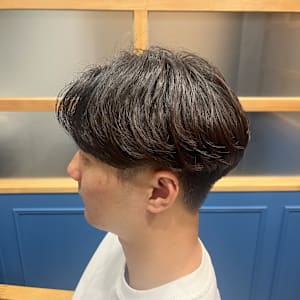 毛流れパーマ×センターパート