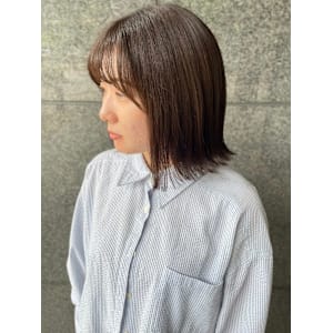 【feloice MICHI 豊田希美】顔周りカット　外ハネ