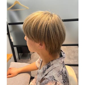 メンズカットハイトーンウルフマッシュシルバーベージュ