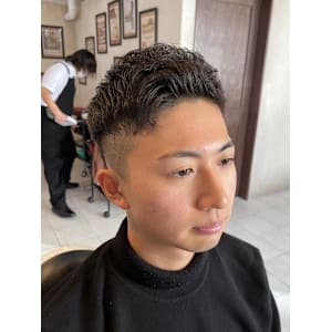 【20代 男性】ロンドンツーブロパーマ(大宮/バーバー)