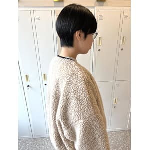 耳かけショートヘア