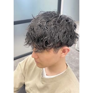 メンズカットマッシュ波巻きパーマウルフアッシュブラック