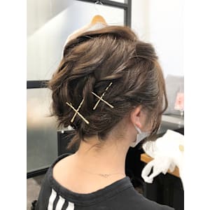 ショートでも◎アップアレンジ結婚式パーティヘアアレンジ