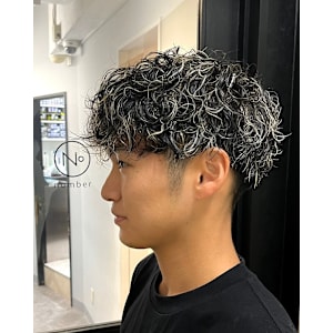 《N° blao 名古屋栄》ホワイトメッシュパーマ